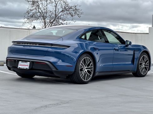 Certified 2021 Porsche Taycan 4S image 8