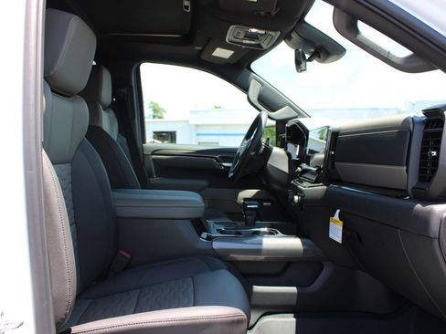 New 2026 Chevrolet Silverado 1500 ZR2 AWD/4WD image 32