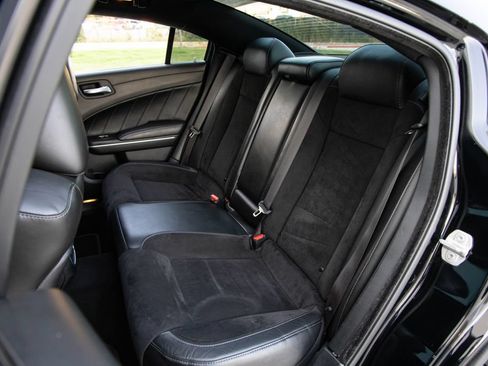 Used 2022 Dodge Charger Scat Pack RWD image 37