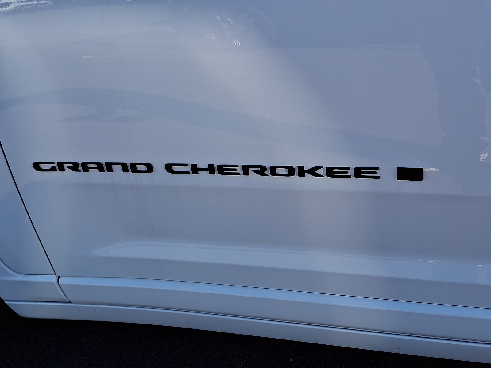 New 2026 Jeep Grand Cherokee Limited AWD/4WD image 10