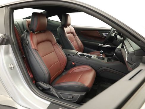 Used 2024 Ford Mustang GT Premium image 28