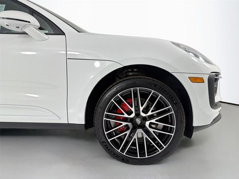New 2026 Porsche Macan S image 23