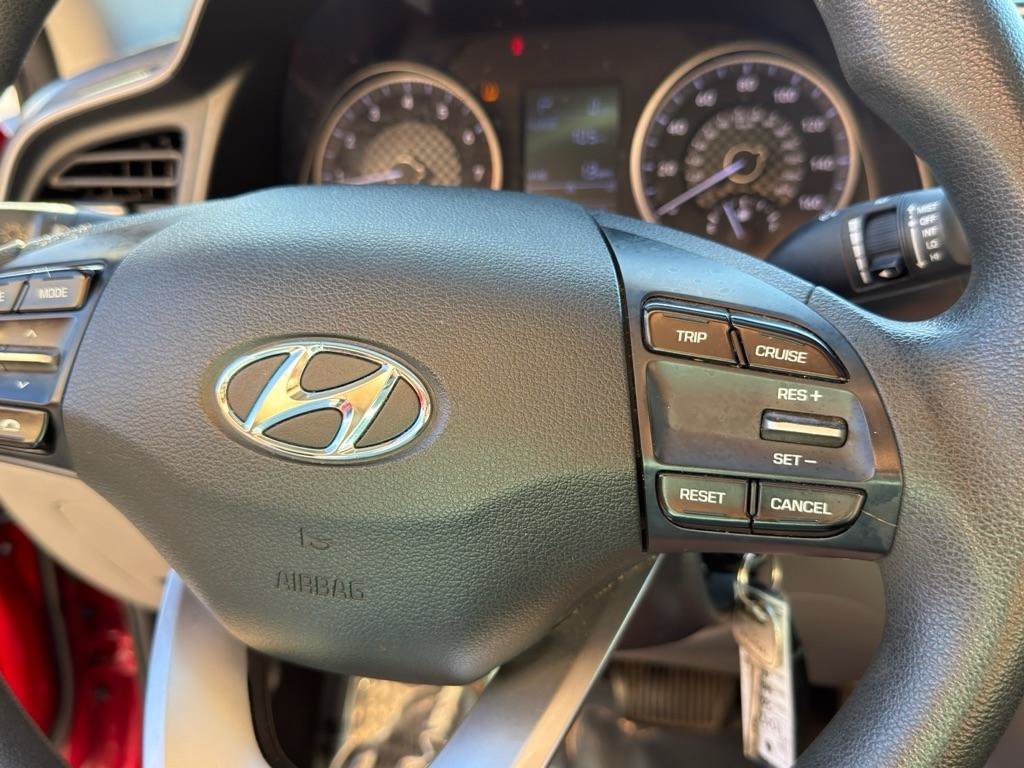 Used 2019 Hyundai Elantra SE FWD image 28