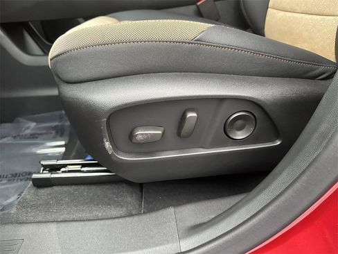 New 2026 Chevrolet Equinox ACTIV w/ Convenience Package III image 14