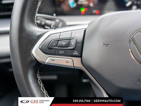 Used 2025 Volkswagen Tiguan S AWD/4WD image 19