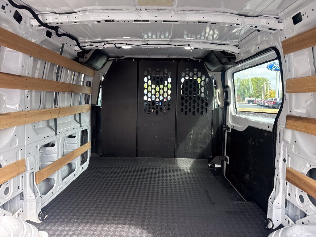 Used 2025 Ford Transit 250 Low Roof w/ Exterior Upgrade Package RWD image 15