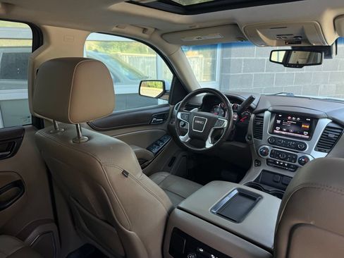 Used 2015 GMC Yukon XL SLT w/ Open Road Package AWD/4WD image 48