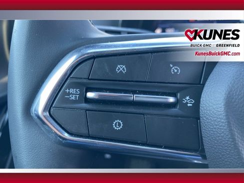Used 2025 Chevrolet Equinox LT AWD/4WD image 28