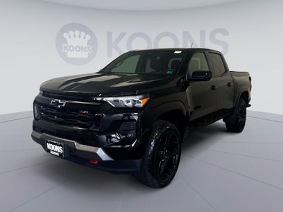 Used 2024 Chevrolet Colorado Z71 w/ Z71 Convenience Package 2