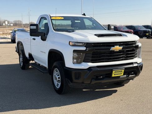 Used 2024 Chevrolet Silverado 2500 W/T w/ WT Fleet Convenience Package image 3