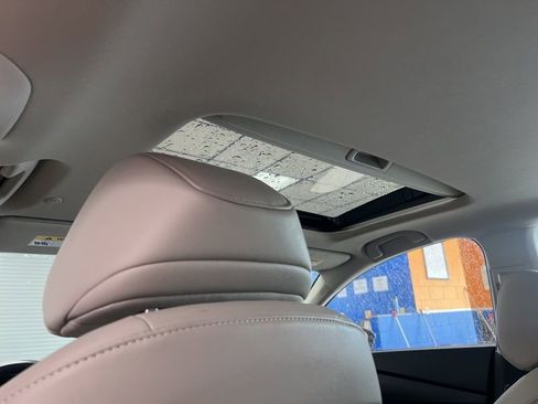 Used 2023 Honda Accord Touring image 18