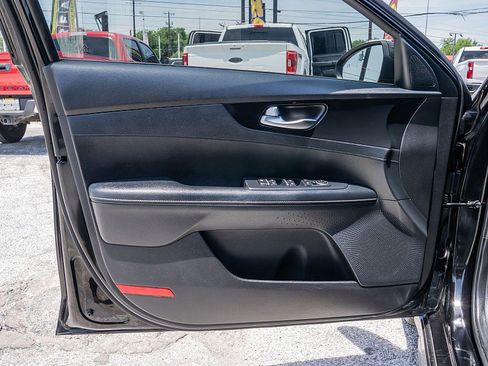 Used 2021 Kia Forte GT-Line FWD image 10