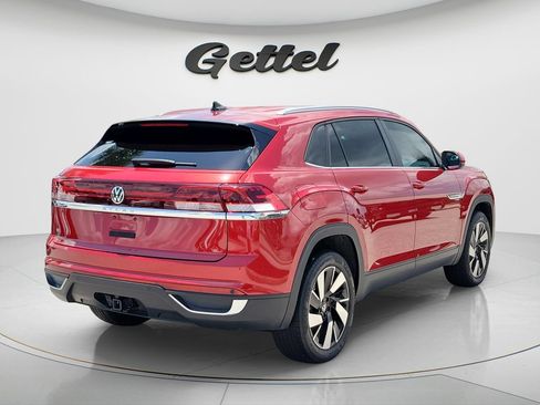 Used 2024 Volkswagen Atlas Cross Sport SE FWD image 5
