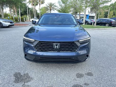 Used 2024 Honda Accord EX-L image 9