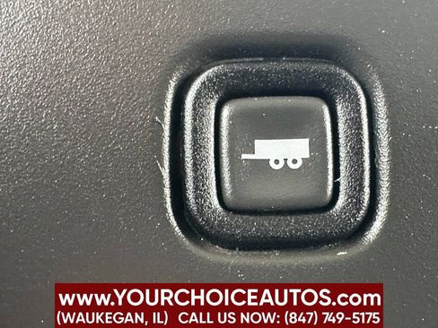 Used 2017 Chevrolet Express 2500 Extended RWD image 30