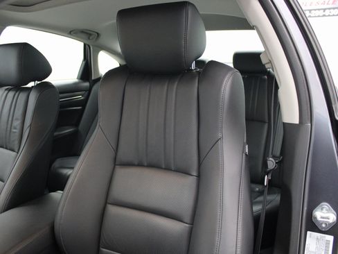 Used 2022 Honda Accord EX-L image 18