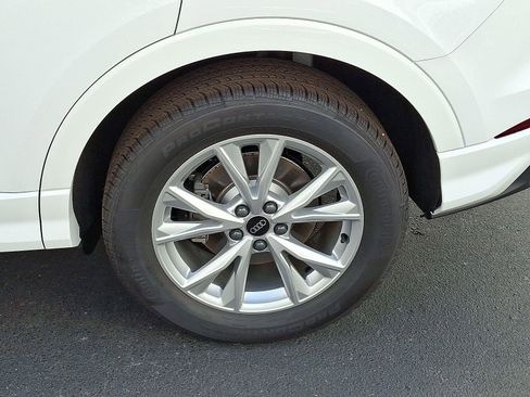 New 2025 Audi Q3 2.0T Premium image 21