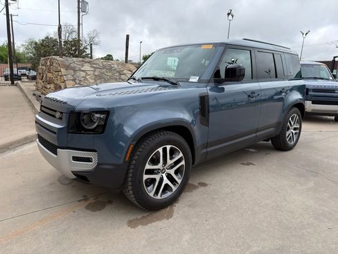 Used 2024 Land Rover Defender 110 S image 1