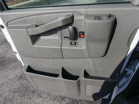 New 2026 GMC Savana 2500 Extended RWD image 13
