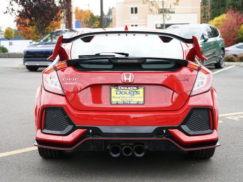 Used 2019 Honda Civic Type R image 8