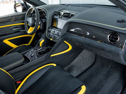 New 2026 Bentley Bentayga Speed image 2