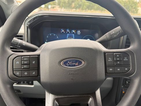 New 2026 Ford F250 XLT w/ XLT Premium Package AWD/4WD image 26