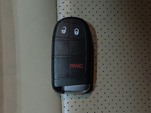 Used 2017 Jeep Grand Cherokee Laredo w/ Quick Order Package 2BE RWD image 32