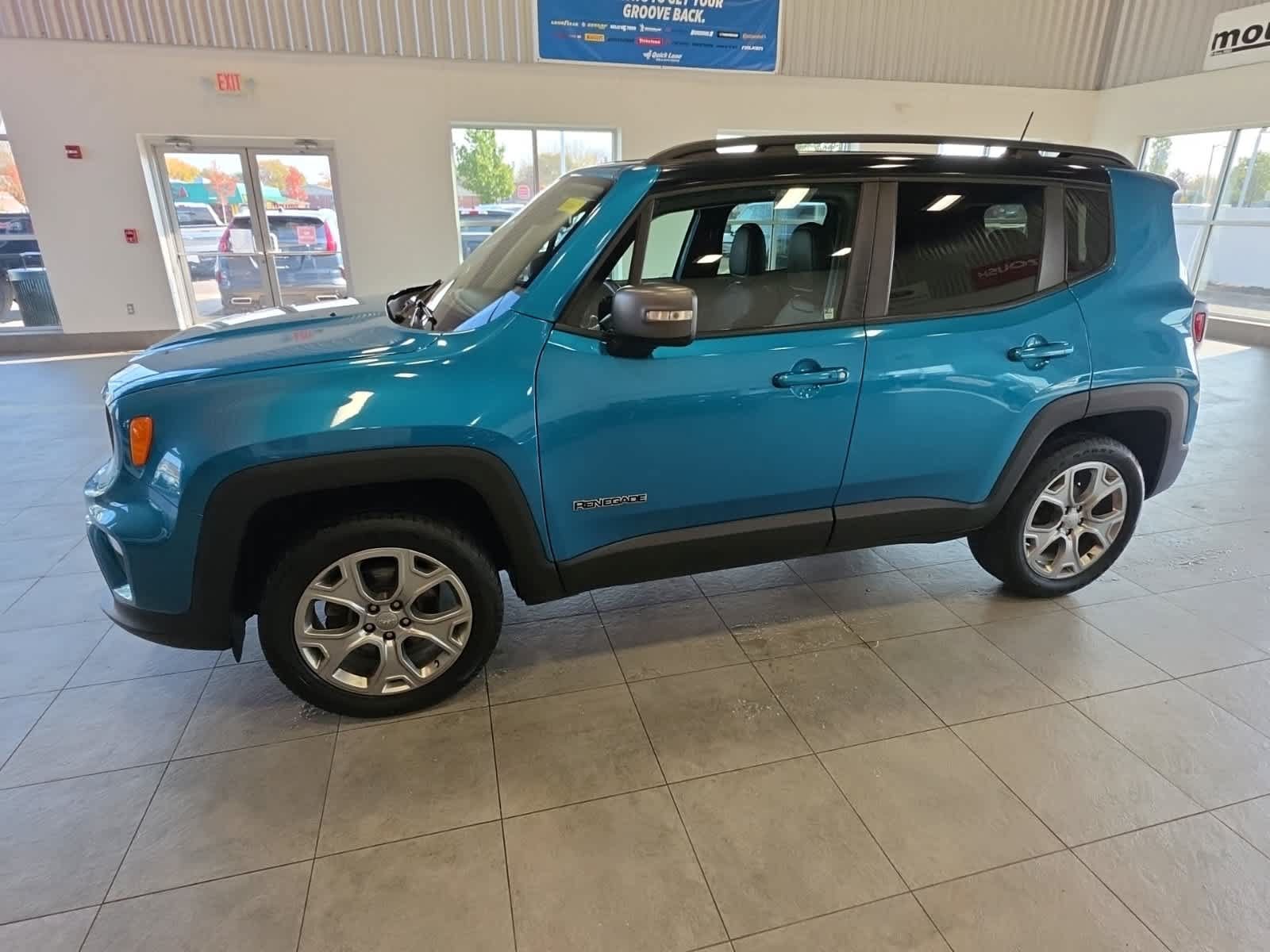 Used 2020 Jeep Renegade Limited AWD/4WD image 12