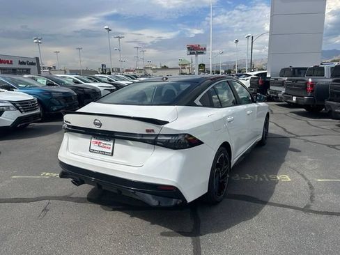 New 2026 Nissan Sentra SR w/ SR All Weather Package FWD image 11