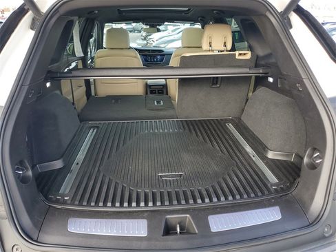 Used 2018 Cadillac XT5 Luxury w/ Driver Awareness Package image 24