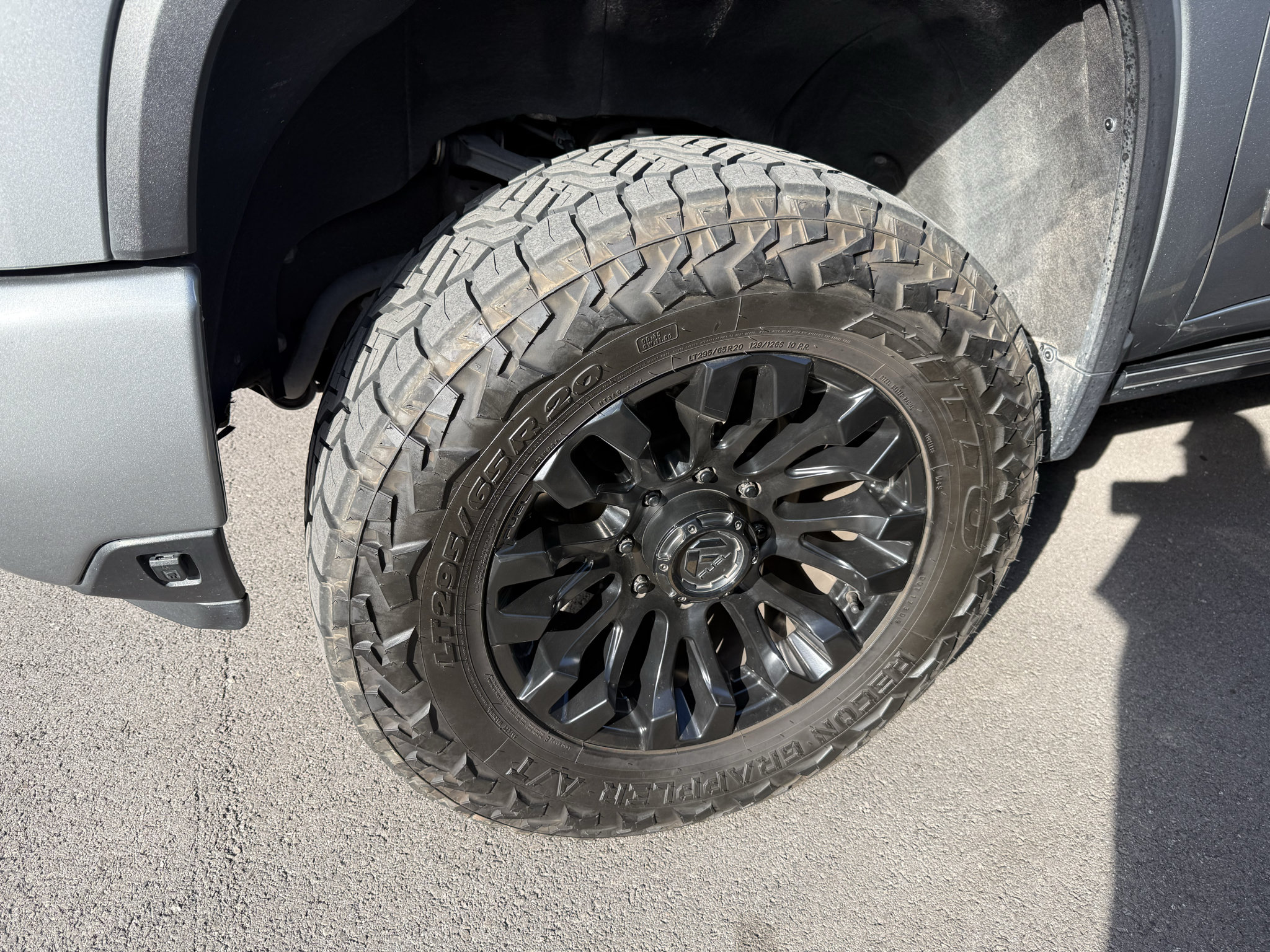 Used 2024 Chevrolet Silverado 3500 High Country w/ High Country Premium Package AWD/4WD image 11