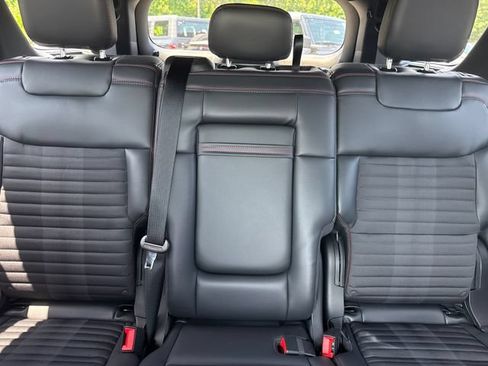 New 2026 Ford Explorer ST-Line w/ ST-Line Street Pack AWD/4WD image 22