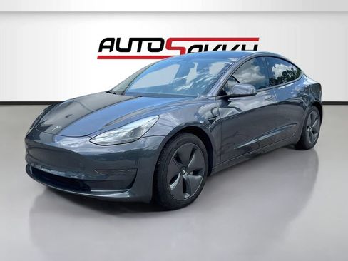 Used 2023 Tesla Model 3 Standard Range RWD image 3