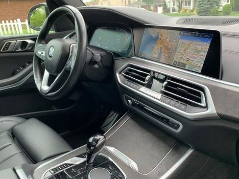 Used 2022 BMW X5 xDrive40i AWD/4WD image 25