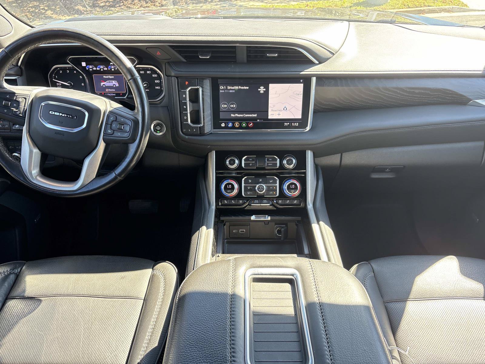 Used 2021 GMC Yukon Denali w/ Denali Premium Package AWD/4WD image 30