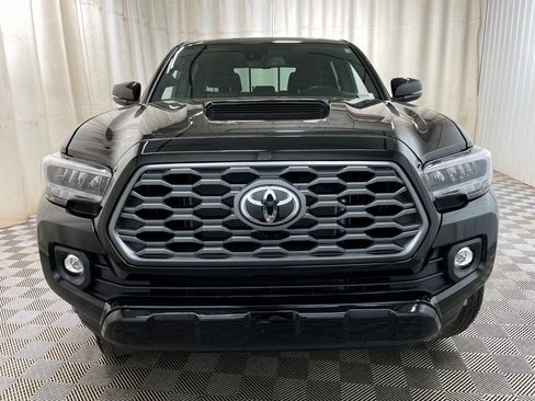 Used 2023 Toyota Tacoma TRD Sport AWD/4WD image 11