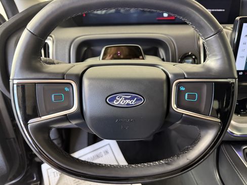 Certified 2025 Ford Expedition Platinum AWD/4WD image 29