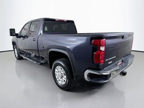 Used 2024 Chevrolet Silverado 2500 LT w/ Convenience Package AWD/4WD image 5