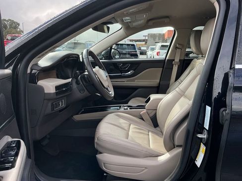 Certified 2024 Lincoln Corsair Reserve w/ Equipment Group 201A image 13