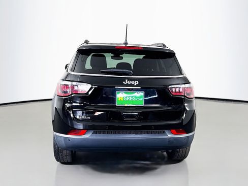 Used 2018 Jeep Compass Latitude w/ Popular Equipment Group image 8