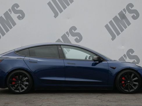 Used 2018 Tesla Model 3 Long Range AWD/4WD image 4