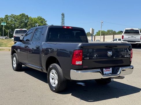Used 2021 RAM 1500 Classic SLT AWD/4WD image 6