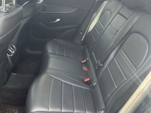 Used 2018 Mercedes-Benz GLC 300 4MATIC image 10