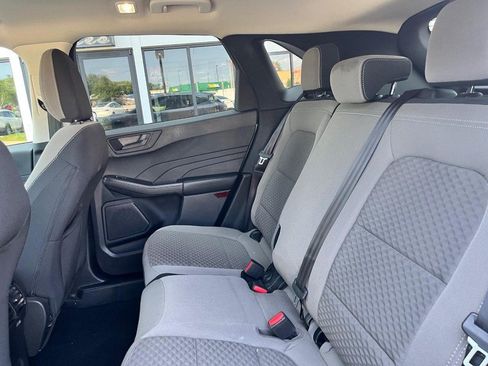 Used 2022 Ford Escape SE w/ Cold Weather Package FWD image 19