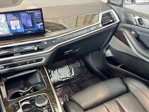 Used 2023 BMW X7 xDrive40i AWD/4WD image 22