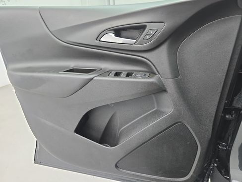 Used 2020 Chevrolet Equinox LT FWD image 25
