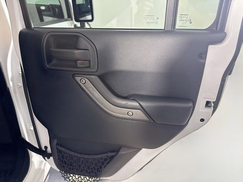 Used 2016 Jeep Wrangler Unlimited Sport w/ Quick Order Package 24S image 27