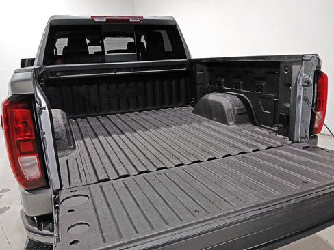Used 2024 GMC Sierra 1500 Elevation w/ Elevation Premium Package AWD/4WD image 7