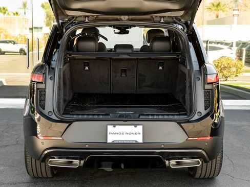 New 2027 Land Rover Range Rover Sport SE AWD/4WD image 28