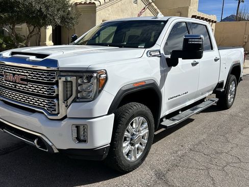 Used 2020 GMC Sierra 2500 Denali w/ Denali Ultimate Package image 2